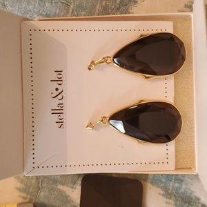 Sentiment Stone Drops